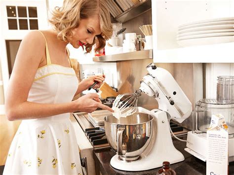 9: 1989 Birthday Cake. Transport your guests back to the “1989” with a birthday cake inspired on Taylor’s 1989 album. Treat your guests to a blue cake decorated with butterflies, cats, and other references to songs off the album. Finish it off with a fabulous Taylor Swift topper that will stop everyone in their tracks.